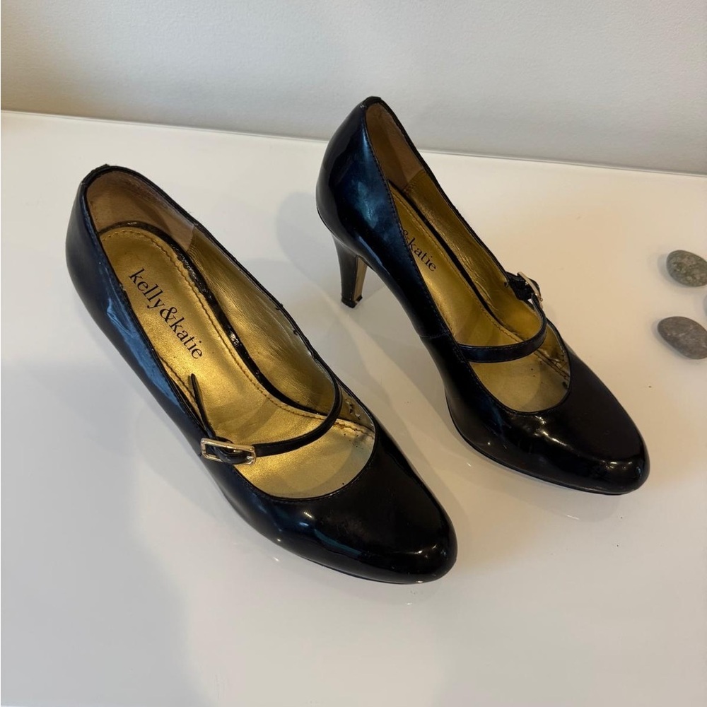 Kelly & Katie Black Patent Leather Heels